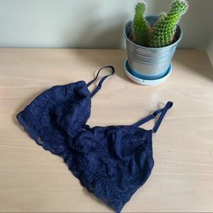 XHILARATION Navy Blue Lace Ruched Lace Bralette